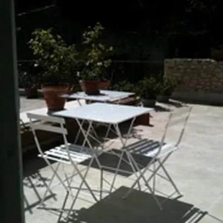 מלון L'atelier 3*